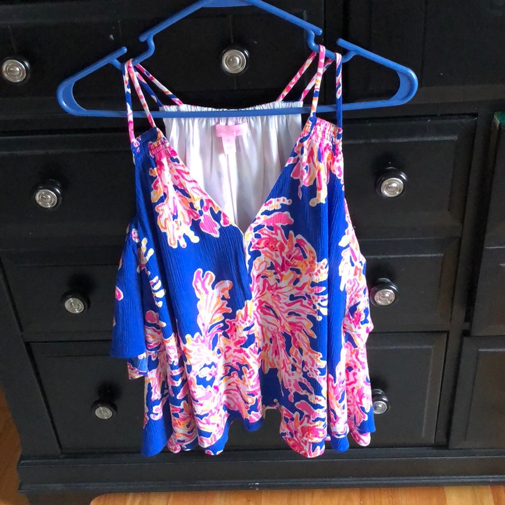 cold shoulder brand new lilly top